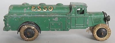Dinky Toys Pre-War Petrol Tank Wagon Esso no.25d