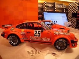 EXOTO PORSCHE LE MANS JAGERMEISTER GIFTSET 934 RSR & 935 TURBO 1/18 MINT IN BOX