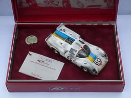 Fly Z2 – Lola T70 MK111B – Limited edition - Mint & boxed 1/32 slot car