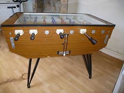 GLASS TOP RETRO 1970\'s PROFESSIONAL COIN-OPERATED FOOTBALL TABLE MACHINE