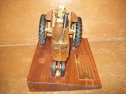 Gold John Deere JD 4010 4020 3010 3020 Dealer Salles Award Tractor Plaque 1/16