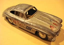 MARKLIN - MERCEDES BENZ 300 SL - (EARLY DIECAST MODEL)