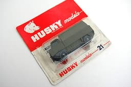 Mint HUSKY models No.21 MILITARY LAND ROVER TRUCK in red blister card