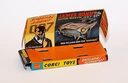 Original 1965 Corgi 261 James Bond Aston Martin DB5 boxed with accessories