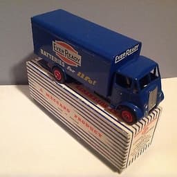 ORIGINAL BOXED DINKY TOYS 918 EVER READY GUY VAN