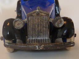 Pre war Dinky 30b Rolls-Royce. Indigo blue, blue hubs. Superb.