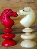 RARE ANTIQUE CALVERT LUND LARGE CARVED CHESS SET KING 3.2" QUALITY ENGLISH NR
