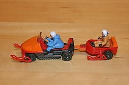 RARE Corgi Juniors No. 2506 AMF Ski Daddler Snowmobile Complete