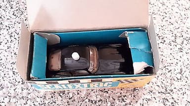 %% RARE FRENCH SCALEXTRIC MARSHAL CAR IN ORIGINAL BOX AND INSTRUCTIONS %%