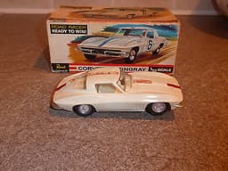 REVELL 1/32 Corvette Stingray slot car (scalextric) with Original Box.