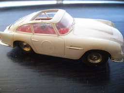 Scalextric James Bond Aston Martin C97 -C68