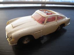 Scalextric James Bond Aston Martin C97 -C68