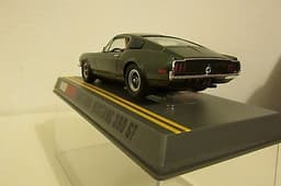 Steve McQueen Bullitt Mustand Fastback Pioneer slot car