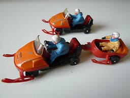 VINTAGE CORGI JUNIOR AMF SKI-DADDLER SNOWMOBILE PAIR - RARE c.1969/70