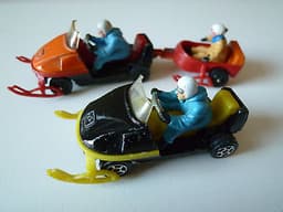VINTAGE CORGI JUNIOR AMF SKI-DADDLER SNOWMOBILE PAIR - RARE c.1969/70