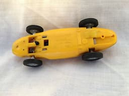 Wrenn 152 slot car 1/52 Vanwall in yellow in BOX - Vintage & rare