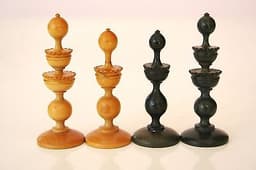 Antique Austrian Biedermeier Chess Set w.o. Inlayed Box, c.1840