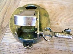 COMPLICATED VICTORIAN PATENT LARGE BRASS PADLOCK & KEY RARE ANTIQUE LOCK PUZZLE