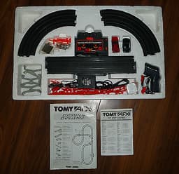TOMY AFX AURORA COMPUTER CHALLENGE SLOT CAR TOY SET.FERRARI & PORSCHE.80\'S,90\'S.