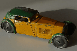 22b Closed Sports Coupe by Dinky Toys