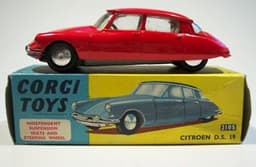 Corgi Citroen DS19 210S