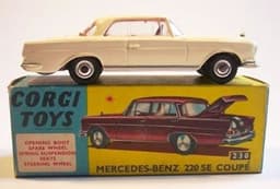 Mercedes Benz 220SE Coupe by Corgi