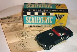Scalextric Ferrari GT E4 in Green