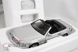 AUTOart 1:18 scale Mercedes-Benz SL 600 V12 1997 -Silver (600SL)
