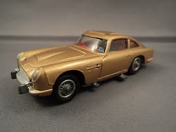 CNY* Corgi 261 James Bond 007 Aston Martin DB5 excellent condition in good box