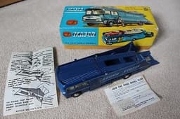 Corgi 1126 Ecurie Ecosse Racing Car Transporter