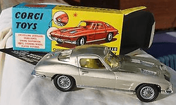 Chevrolet Corvette Stingray by Corgi