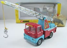 Chipperfields Circus Crane and Rhino Cage Set