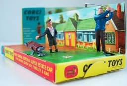 Ford Consul Cortina Super Estate Car Golf Set by Corgi Toys