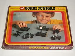 CORGI JUNIORS E3029 - MILITARY GIFT SET - COMPLETE & BOXED