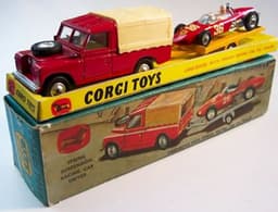 Land Rover and Ferrari Racing Car Gift Set by Corgi Toys