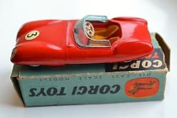 Corgi Toys 151 Lotus Mark 11 Le Mans Racing Car in Red (Rare Blue Screen)