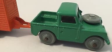 DINKY DUBLO MODEL No.73 LANDROVER AND HORSE BOX NMIB