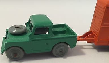 DINKY DUBLO MODEL No.73 LANDROVER AND HORSE BOX NMIB