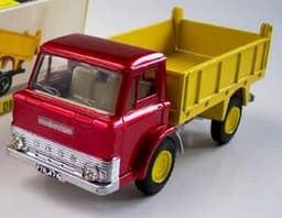Ford D800 Tipper Truck by Dinky Toys
