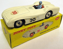 Mercedes Benz Racing Car by Dinky Toys