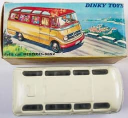 Mercedes Benz Autocar 18-Seater Bus by French Dinky