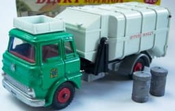 Bedford Refuse Wagon by Dinky Supertoys