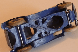 Dinky Town Sedan in Blue Ref 24c