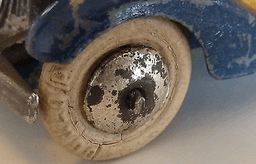 Dinky Vogue Saloon with Spare Wheel Ref 24d