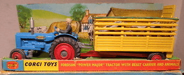 Fordson Power Major Tractor with Beast Carrier Gift Set 33 by Corgi Toys