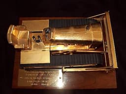 GOLD John Deere JD 1010 450 Crawler Dozer with Blade Dealer Sales Award 1/16