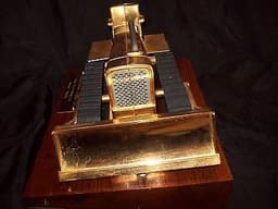 GOLD John Deere JD 1010 450 Crawler Dozer with Blade Dealer Sales Award 1/16