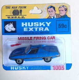 Husky Man from UNCLE PIRHANA spy car with repro missile, card and bubble