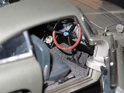 James Bond 007 Aston Martin DB5 Goldfinger by AUTOart