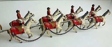 Lesney Large Scale Coronation Coach with KING & QUEEN FIGURES